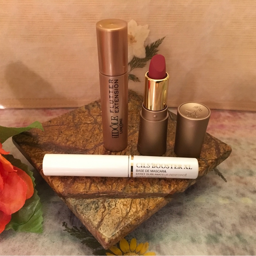 Some of Lancôme’s favorite.  Mascara, Cil Booster XL. & Lipstick.